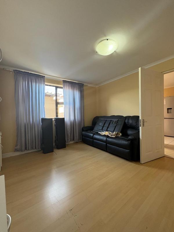 To Let 1 Bedroom Property for Rent in Belthorn Estate Western Cape